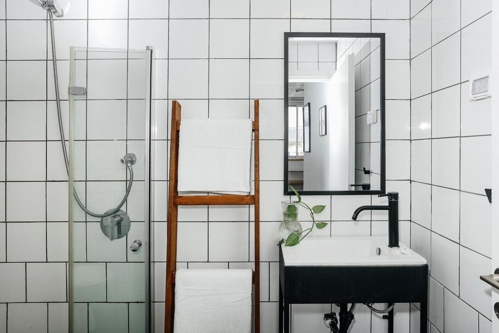 Domus Metro Hotel 텔아비브 객실 사진