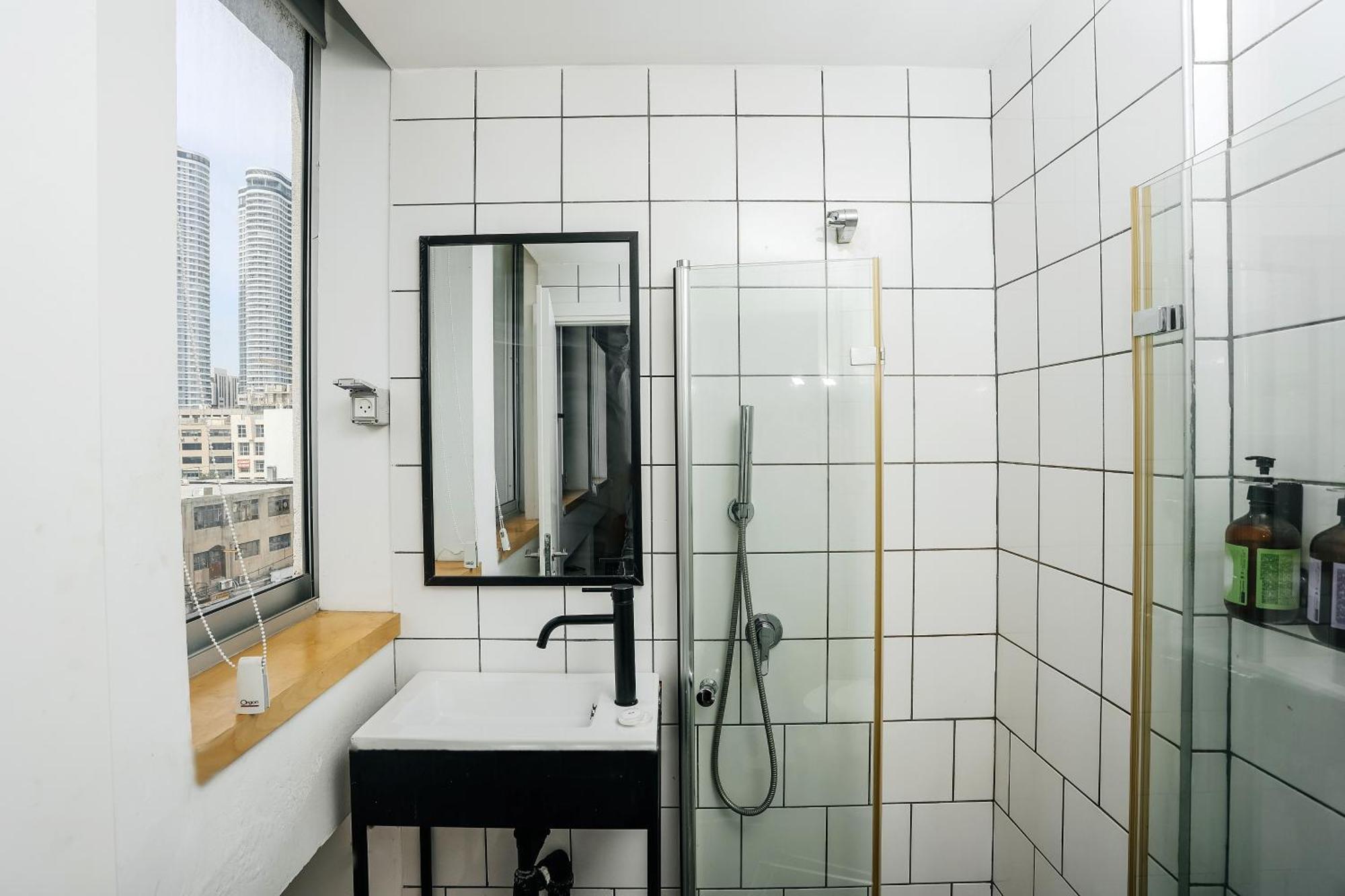 Domus Metro Hotel 텔아비브 객실 사진